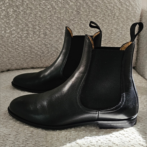 Bally Men's Westley Grained Leather Chelsea Boots Black Size 7